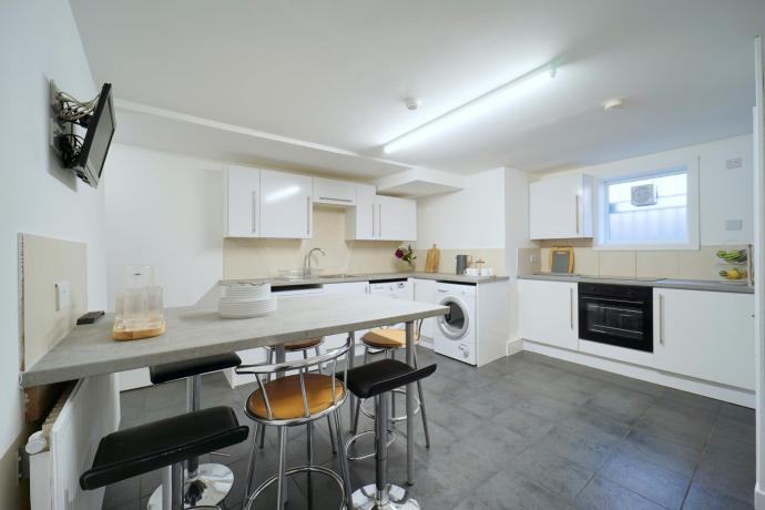 House Burchett Place in Leeds