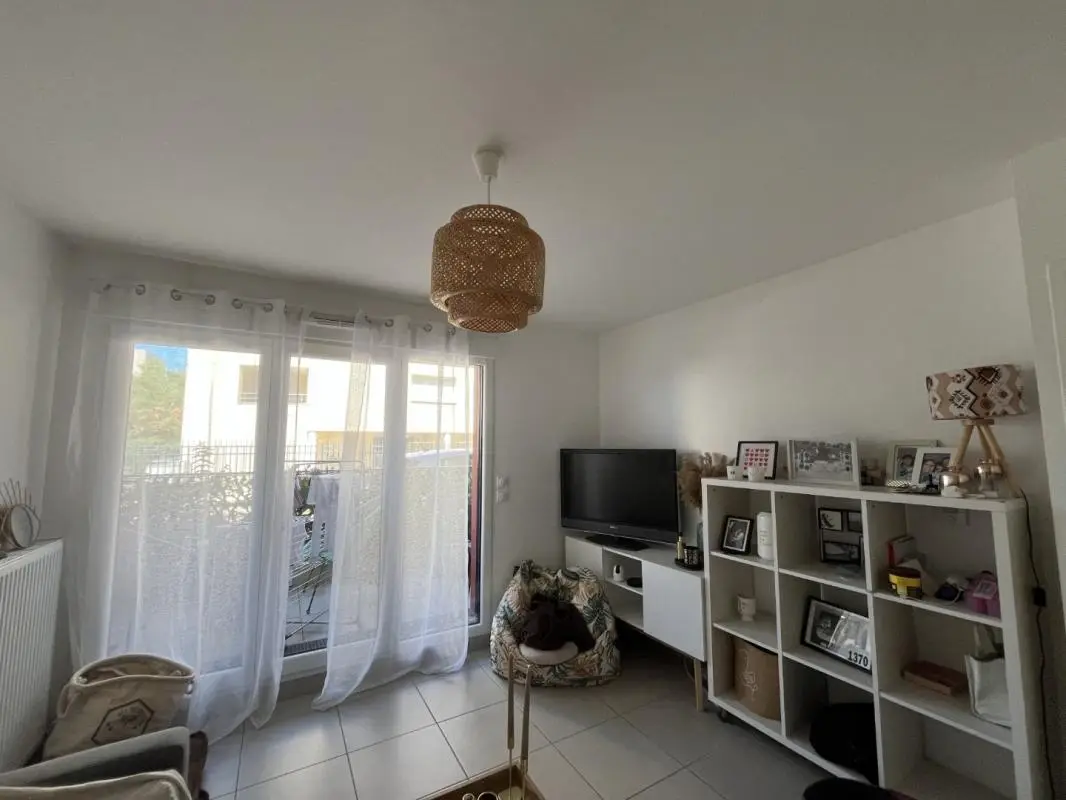 Appartement Allée de la Flûte Enchantée à Lucé