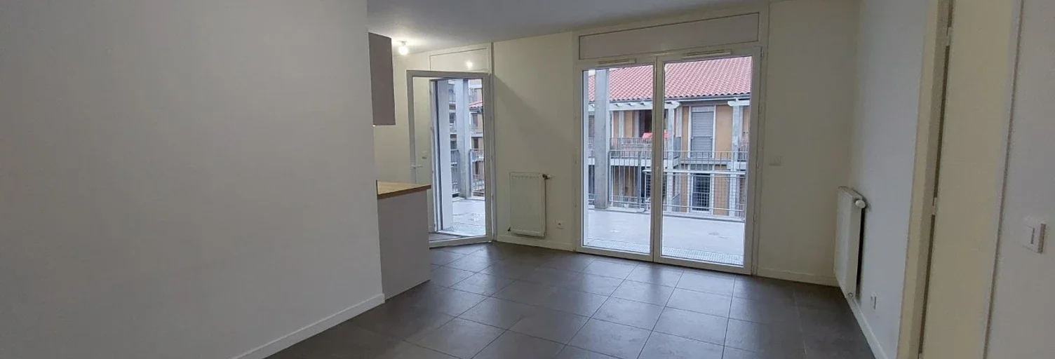 Flat Rue Léon Blum in Villeurbanne