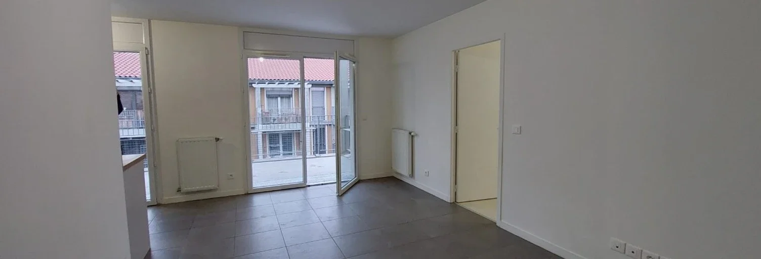Flat Rue Léon Blum in Villeurbanne