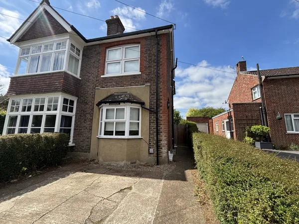 Flat Vicarage Road in Maidstone
