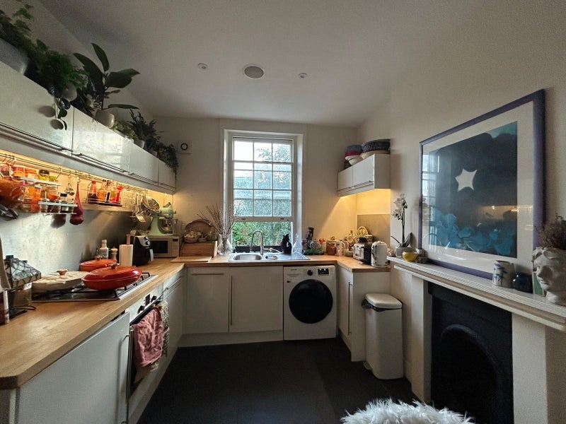 Room Moreton Terrace in City of Westminster