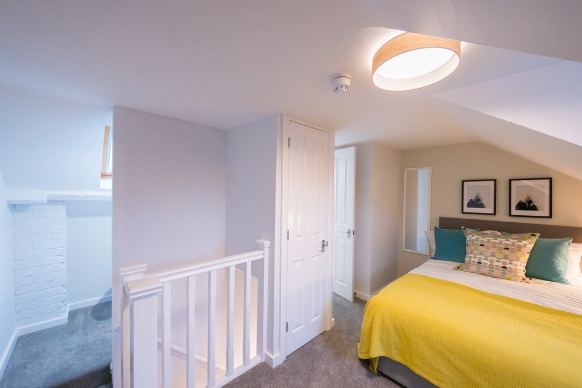 Room South Street in Reading