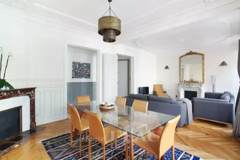 Appartement Rue Laugier à Paris