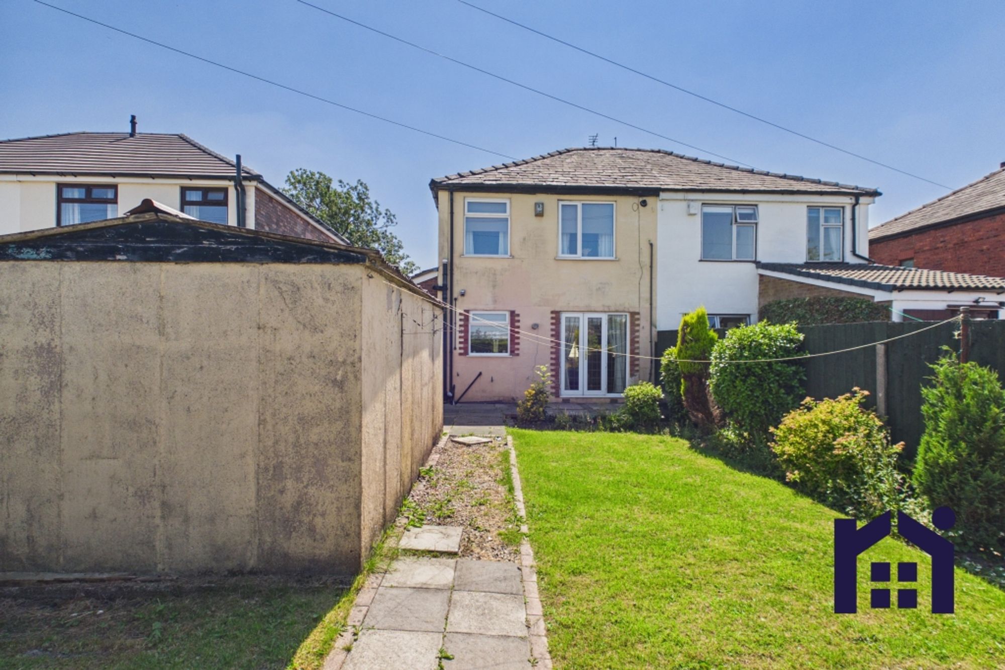 House Atherton Road in Hindley