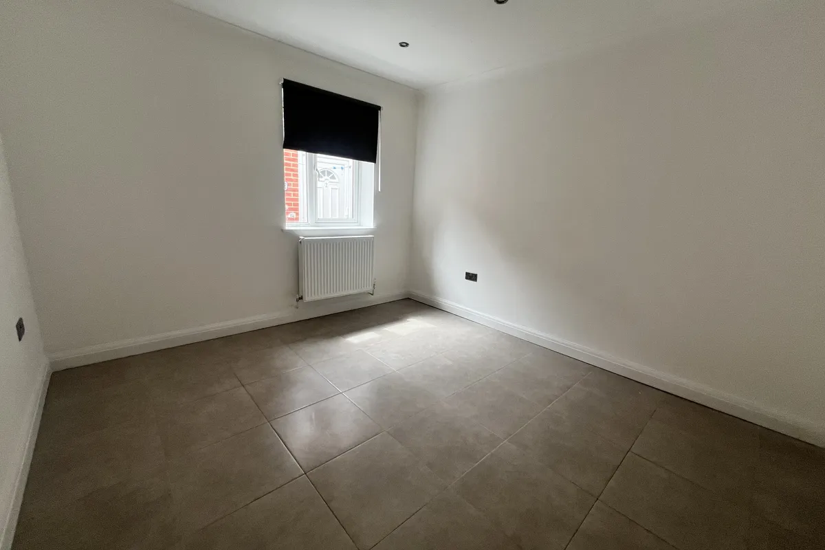 Flat Hawthorne Place in Epsom and Ewell