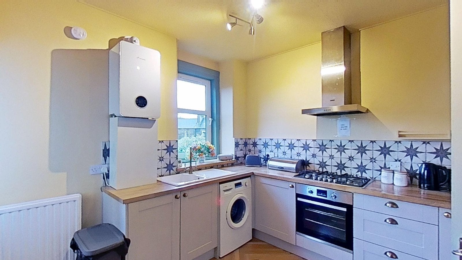 Flat Gorgie Road in City of Edinburgh