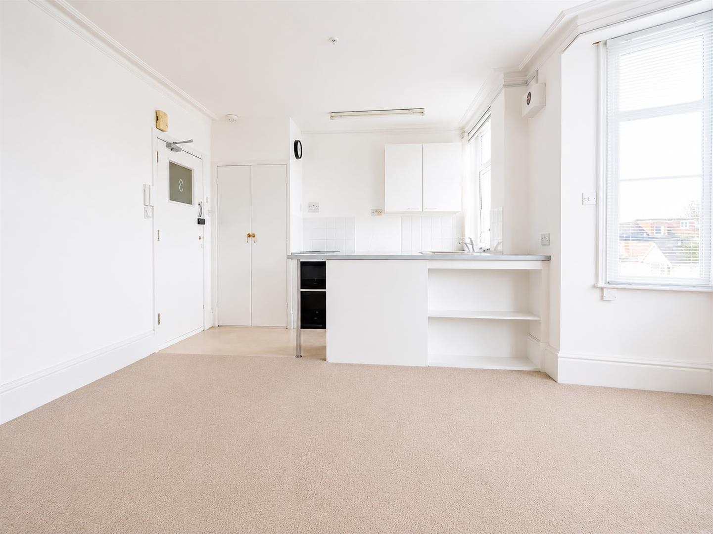 Flat Glebe Villas in Portslade by Sea