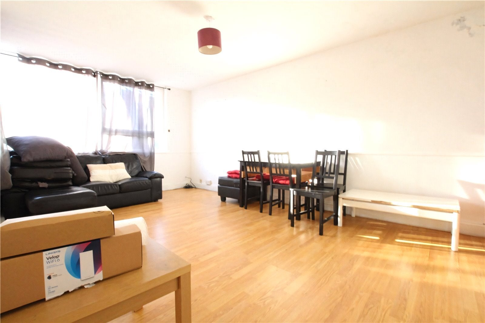 Flat Kennington Park Gardens in Greater London