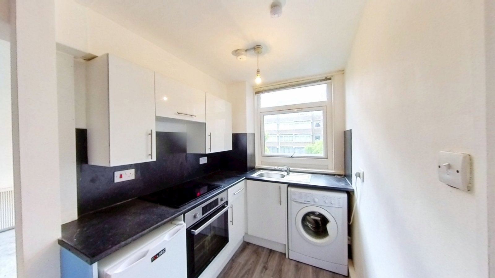 Flat Lethington Avenue in Glasgow