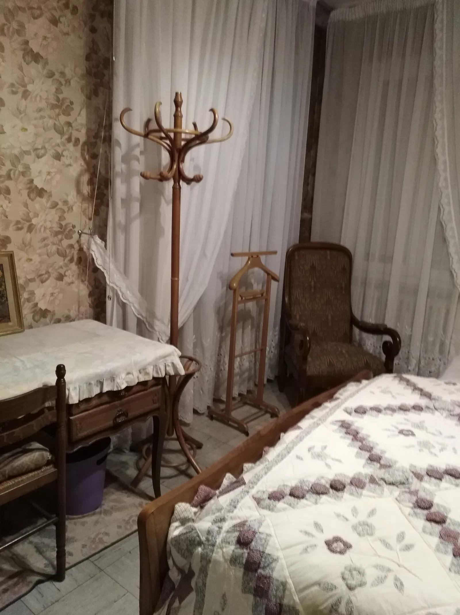 Room Rue Coursimault in Orléans