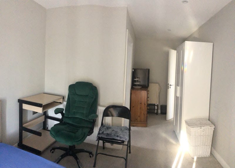 Room Ilderton Road in Greater London