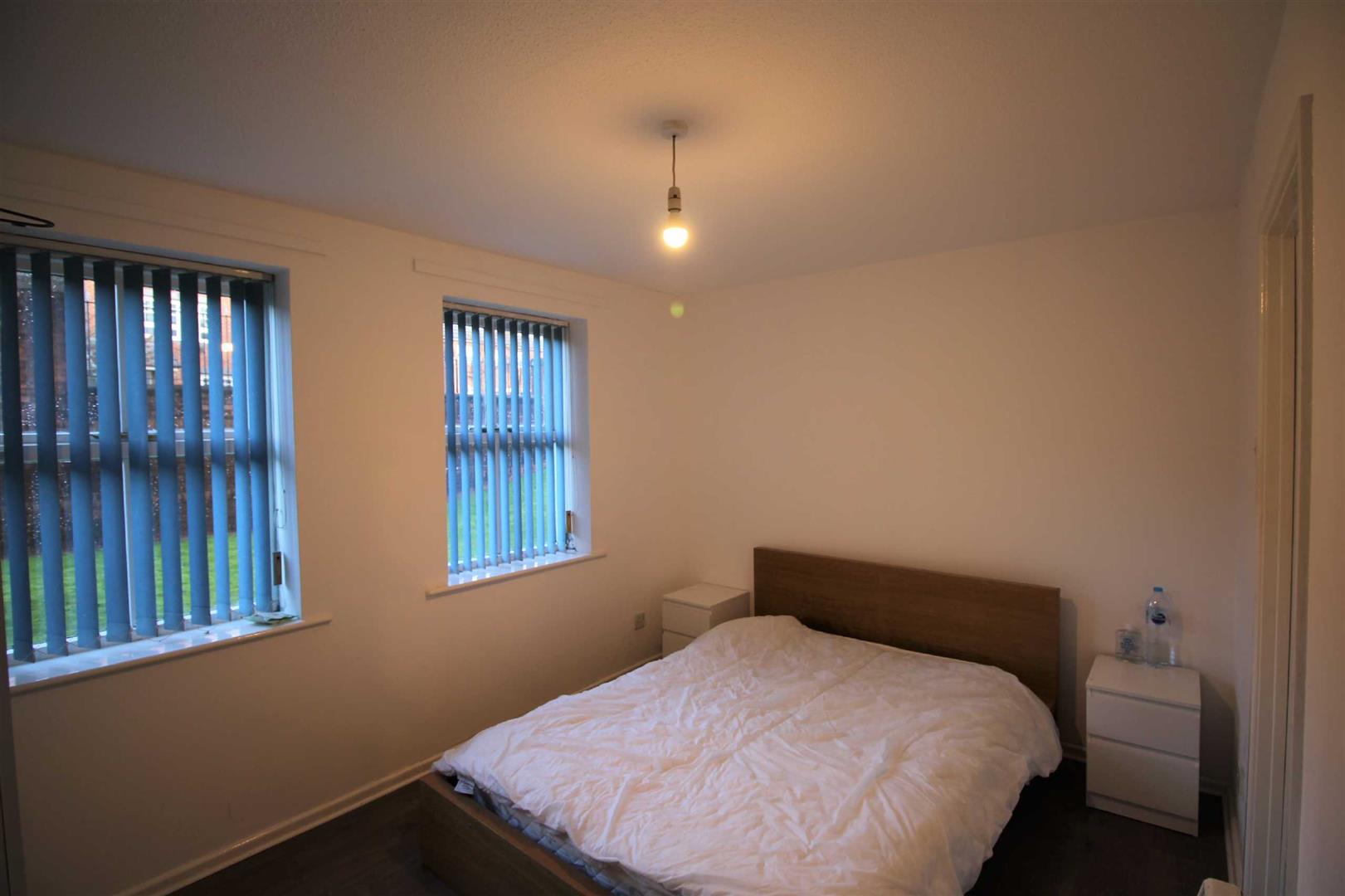 Flat Sherborne Street in Manchester