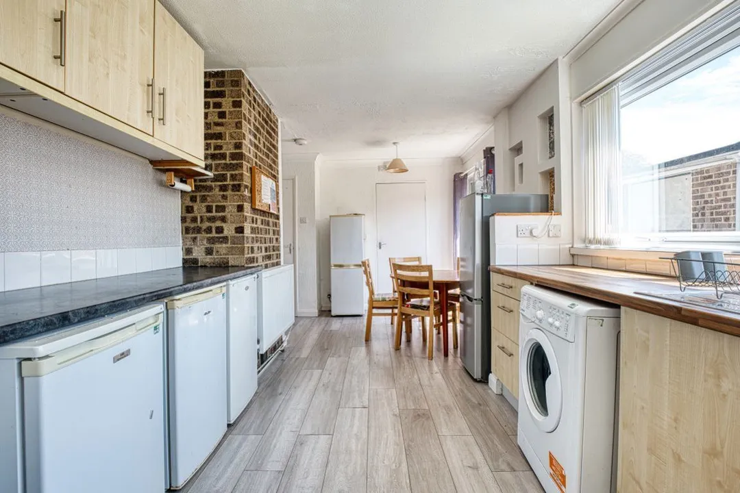 Room Somner Close in Canterbury