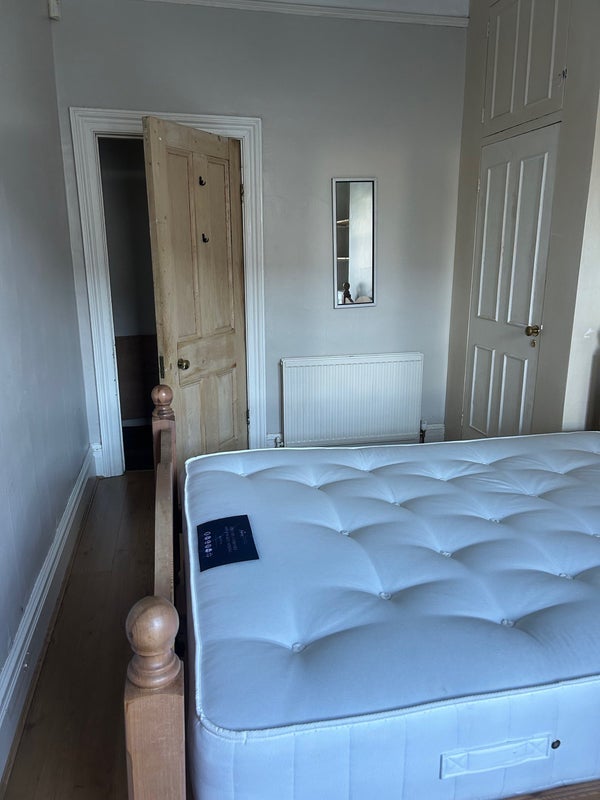 Room Linden Road in Bristol
