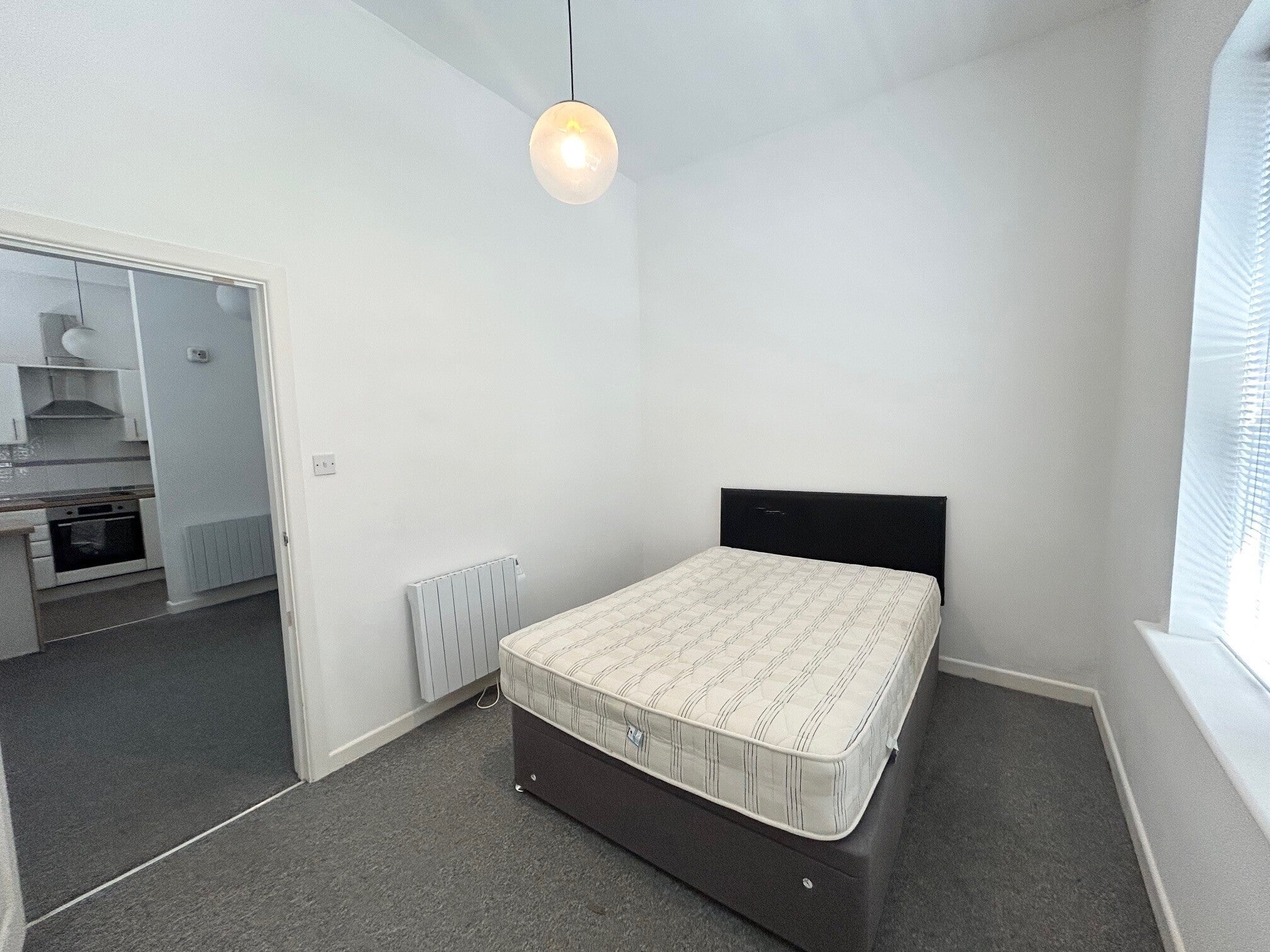 Flat Madeira Road in Bournemouth