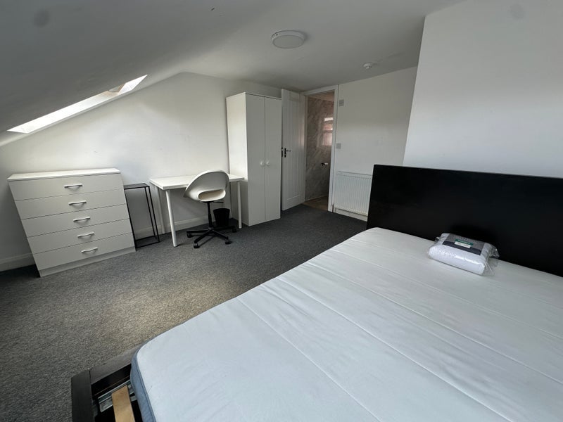 Room Albert Square in Greater London