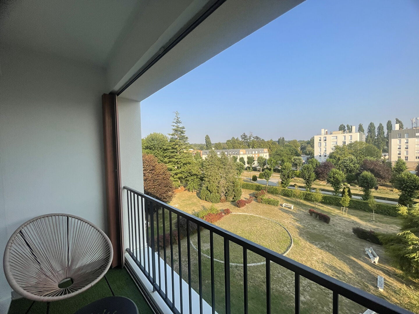 Flat Grande Rue in L'Isle-Adam
