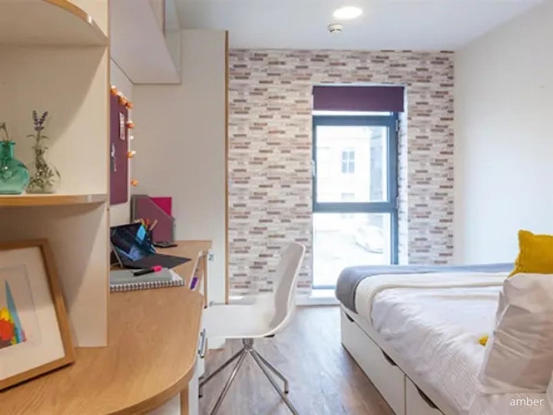 Room Hanover Square in Newcastle upon Tyne