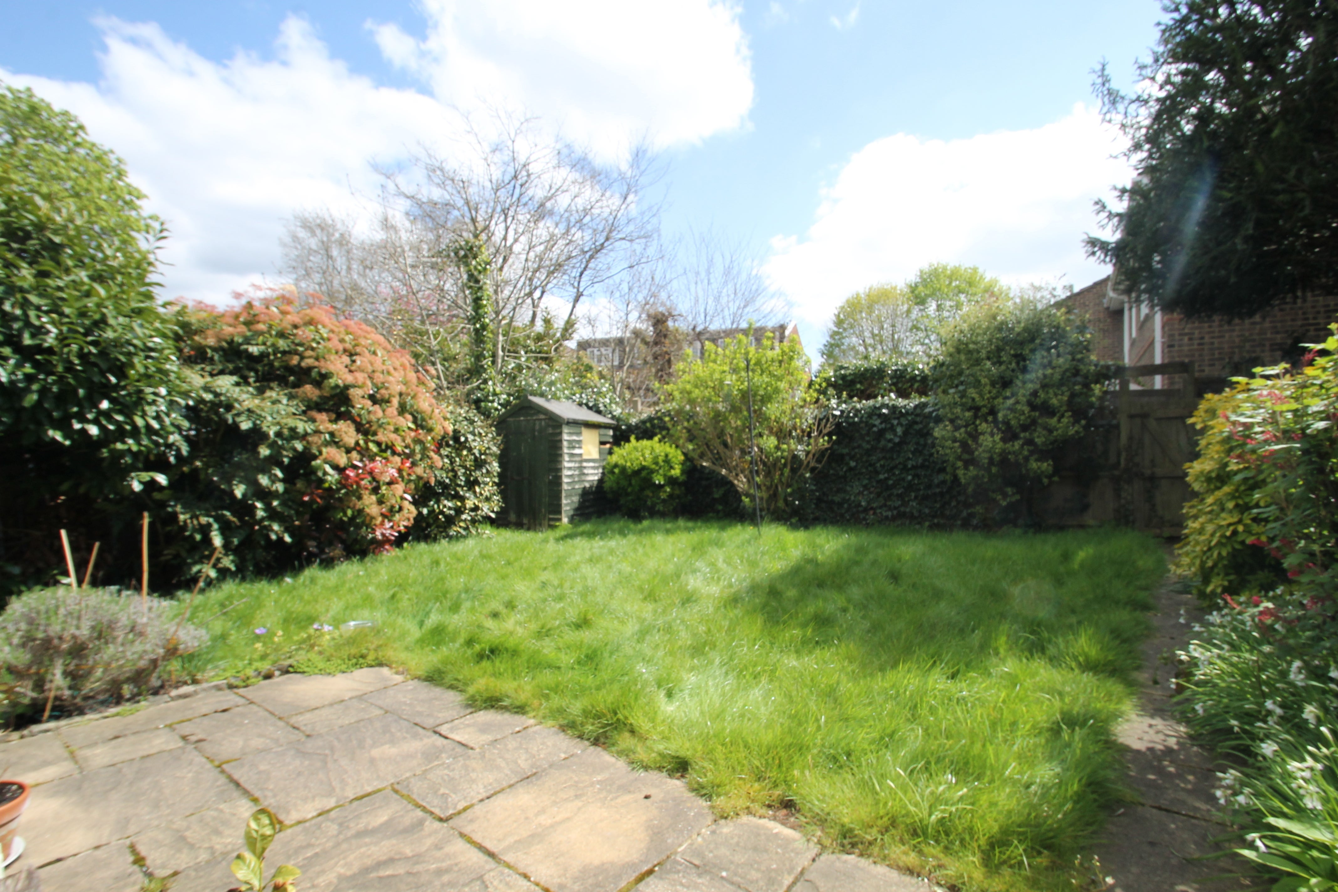House Chiltern Gardens in Greater London