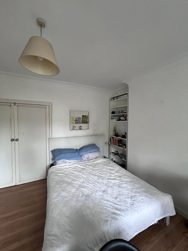 Room Seven Sisters Road in Greater London