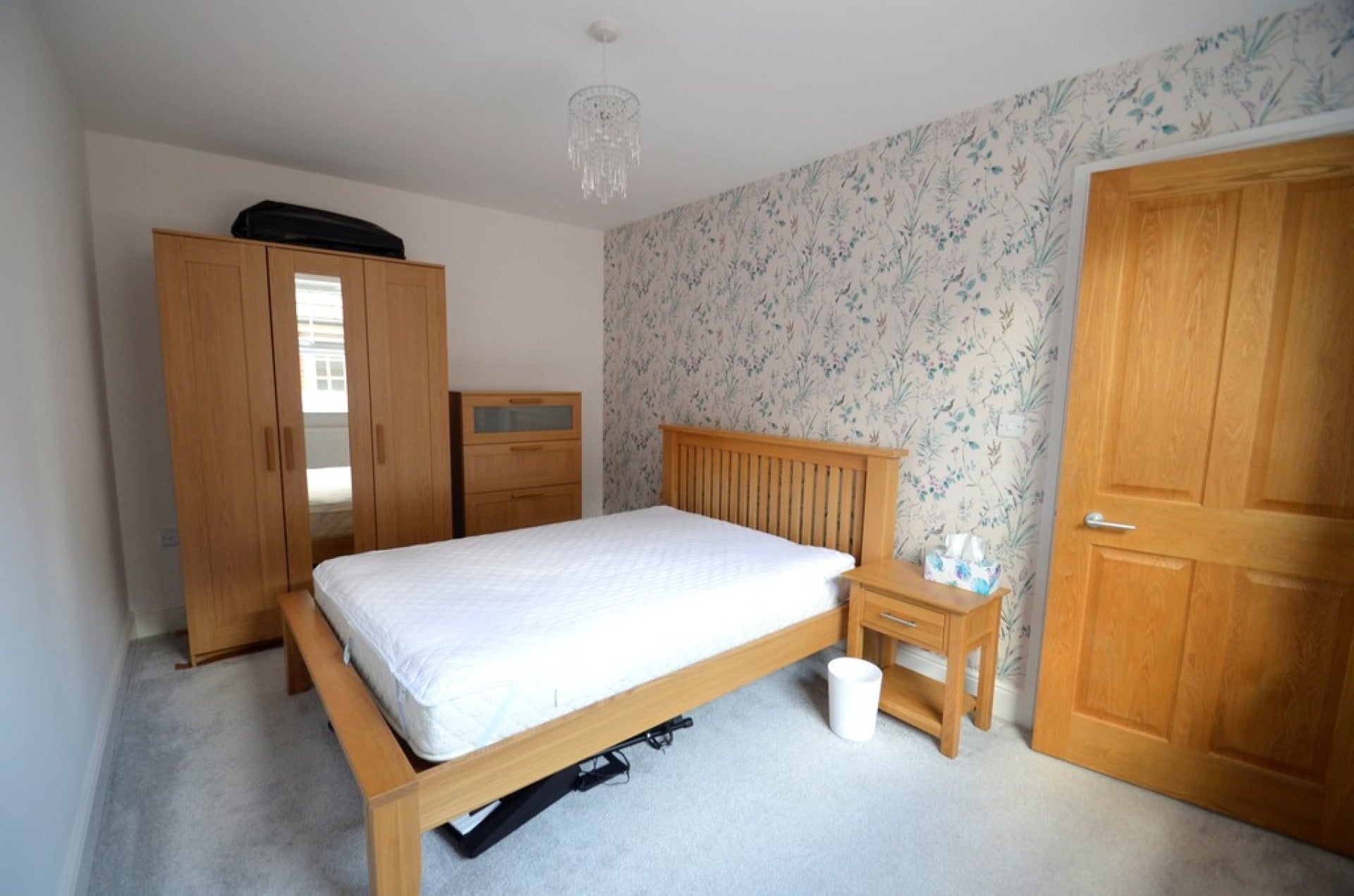 Flat Morgan Close in Borough of Spelthorne