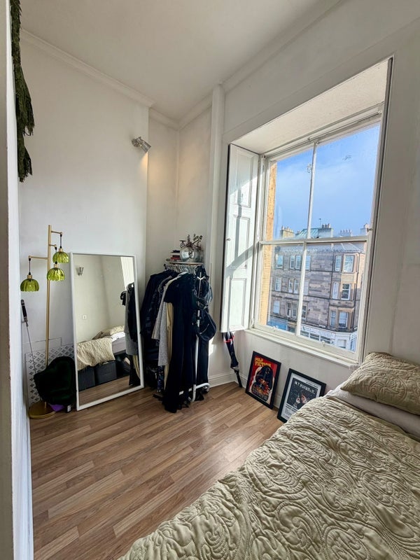 Room Leith Walk in City of Edinburgh