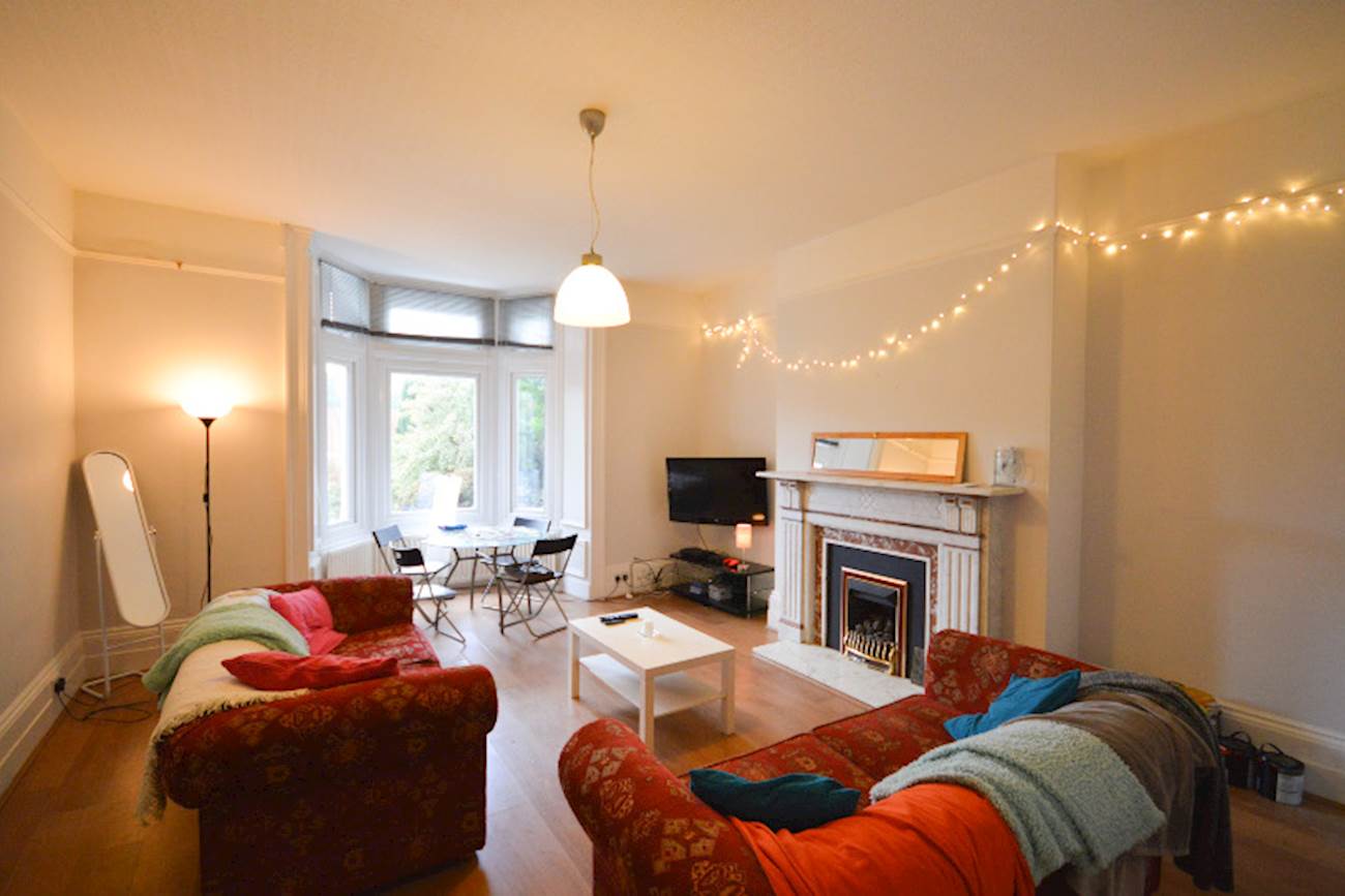 Flat Osborne Avenue in Newcastle upon Tyne