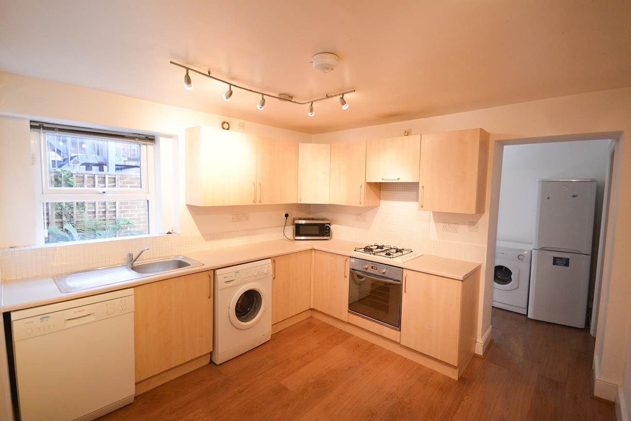 Flat Osborne Avenue in Newcastle upon Tyne