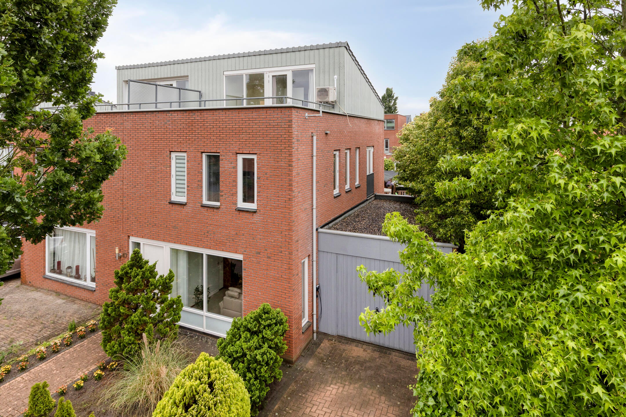 Huis Dageraad 47 in Elst