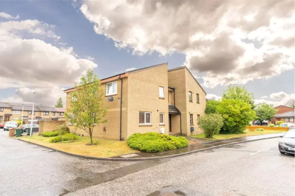 Flat Laichpark Place in City of Edinburgh