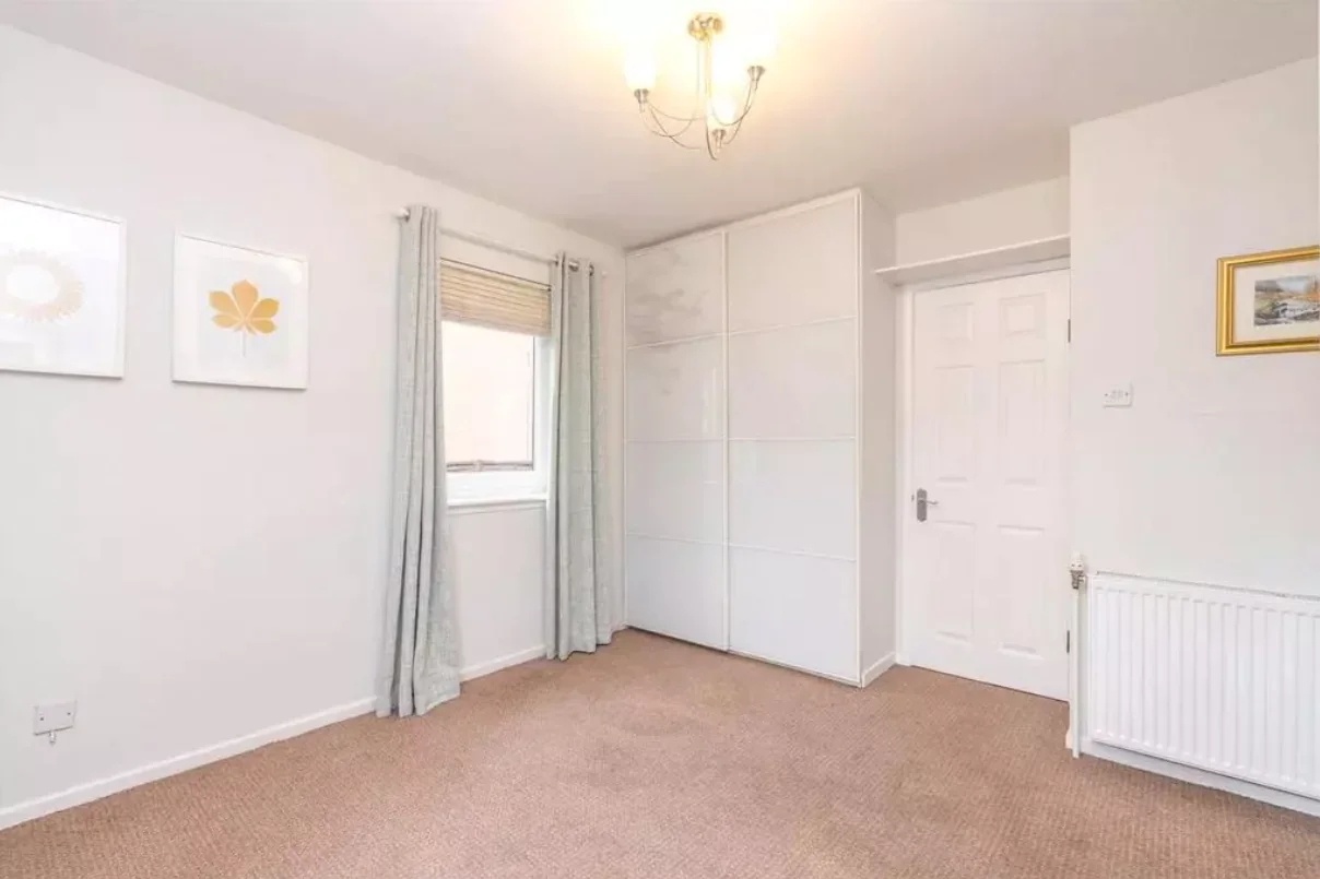 Flat Laichpark Place in City of Edinburgh