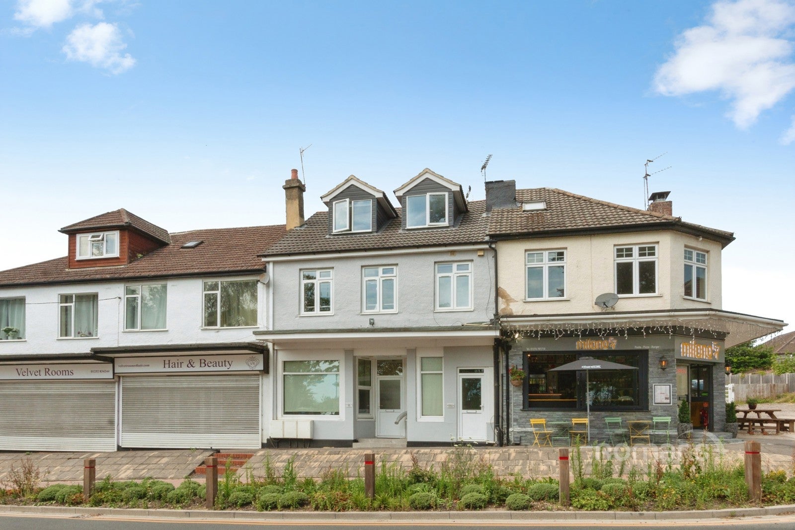 Flat Alfriston Road in Camberley