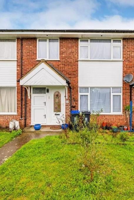 House Willow Wood Close in Burnham