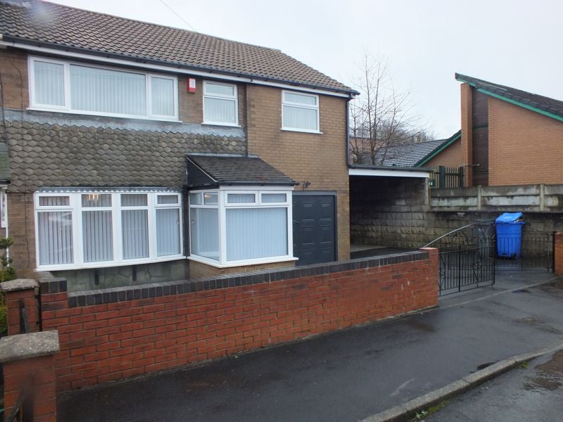 House New Hayes Road in Stoke-on-Trent