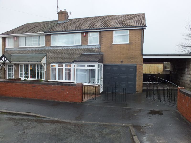 House New Hayes Road in Stoke-on-Trent