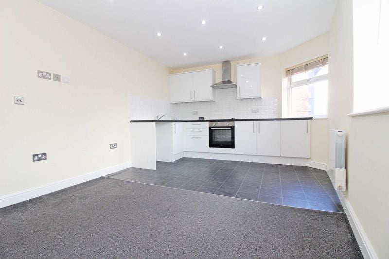 Flat Wigan Road in Ashton-in-Makerfield