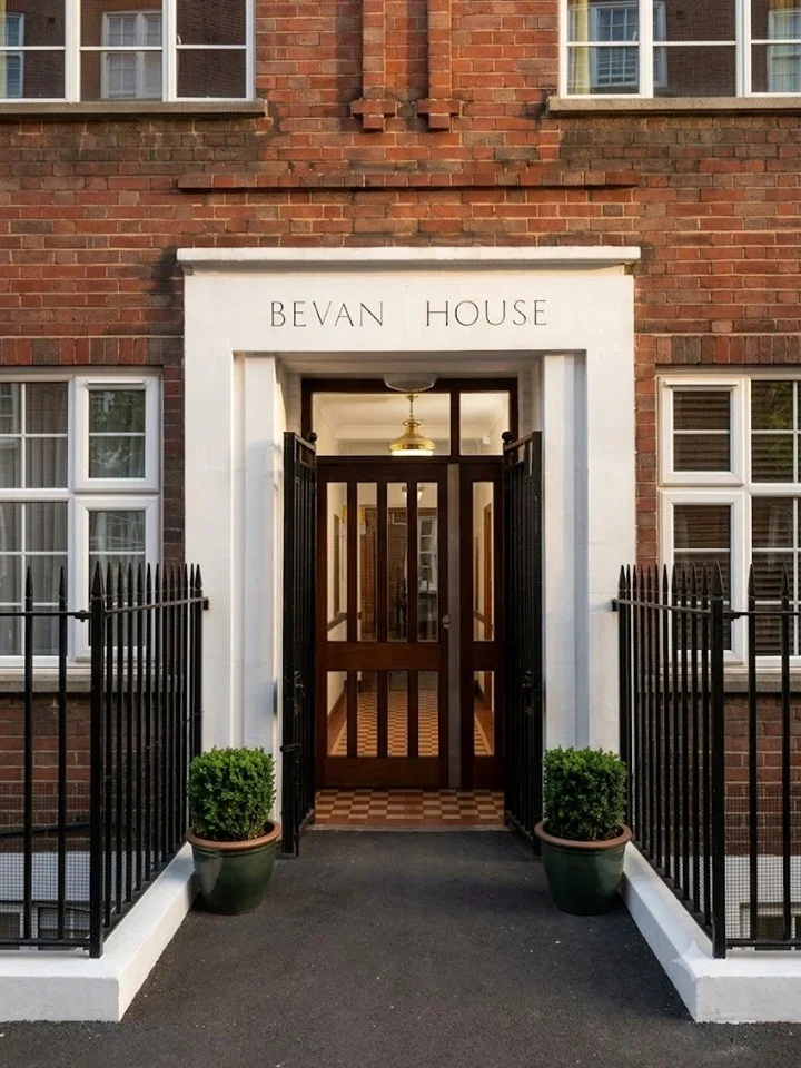 Flat Boswell Street in Greater London