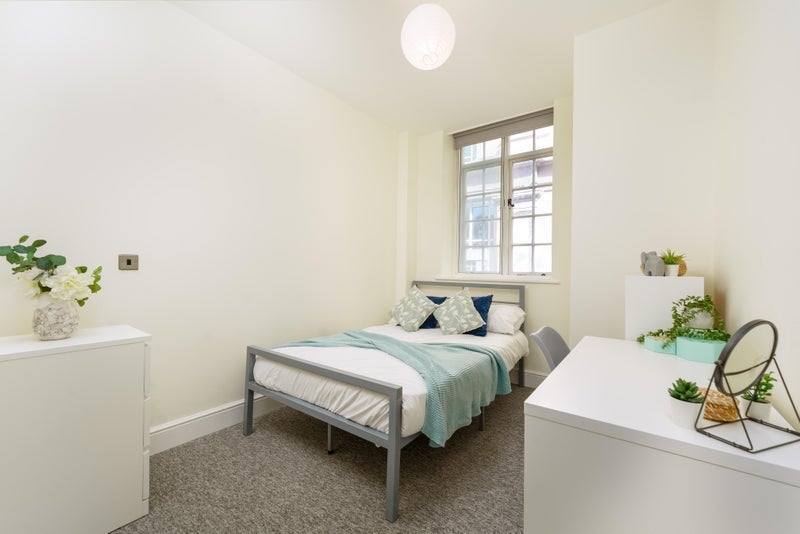 Room Trippet Lane in Sheffield