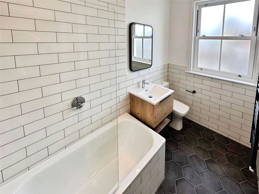 Flat Culverden Square in Tunbridge Wells
