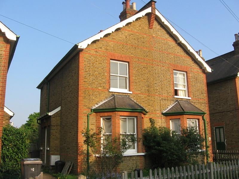 Flat Egmont Road in Greater London