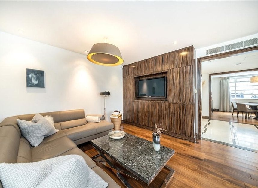 House Devonshire Close in City of Westminster
