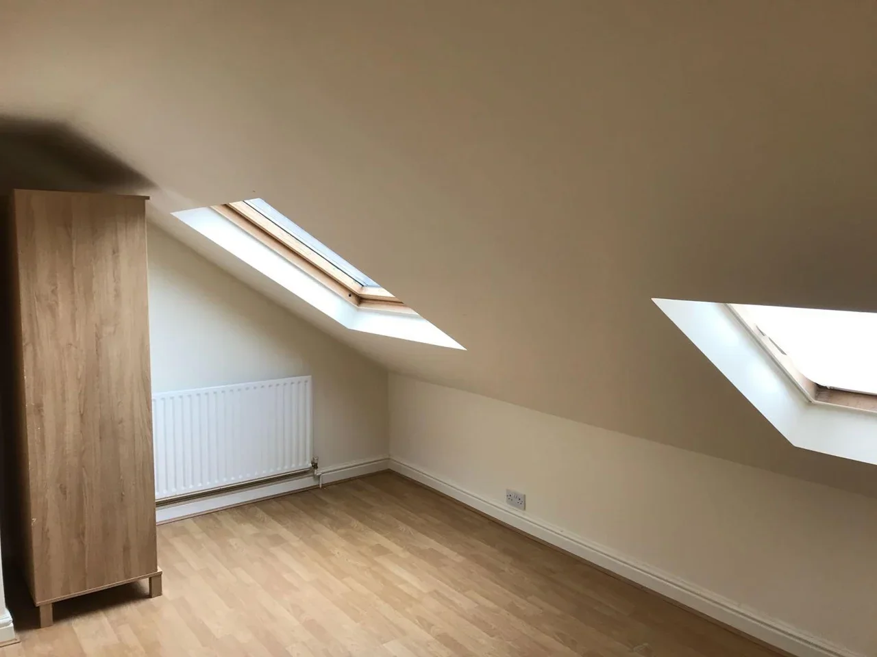 Flat Dowlas Street in Greater London