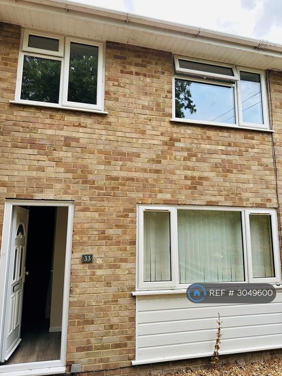 House Hawkhurst Close in Southampton