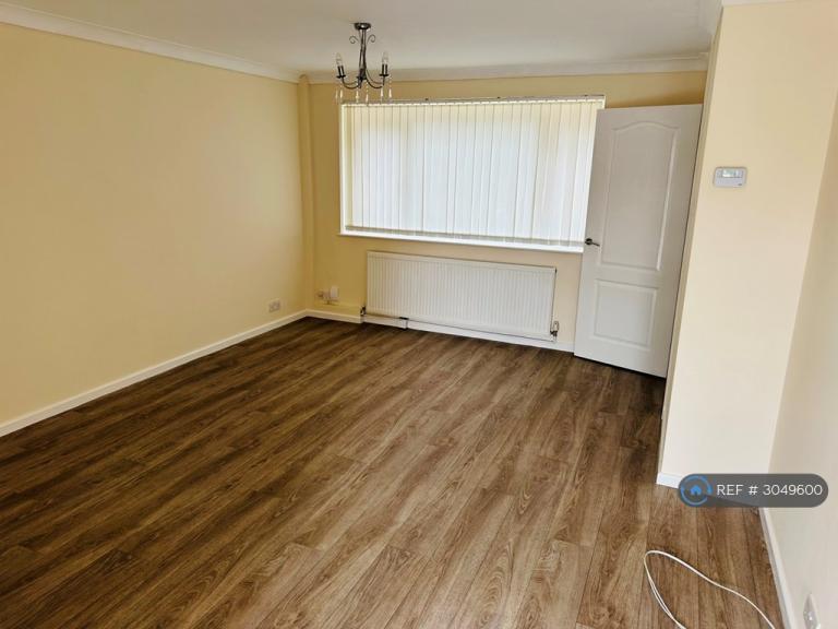 House Hawkhurst Close in Southampton