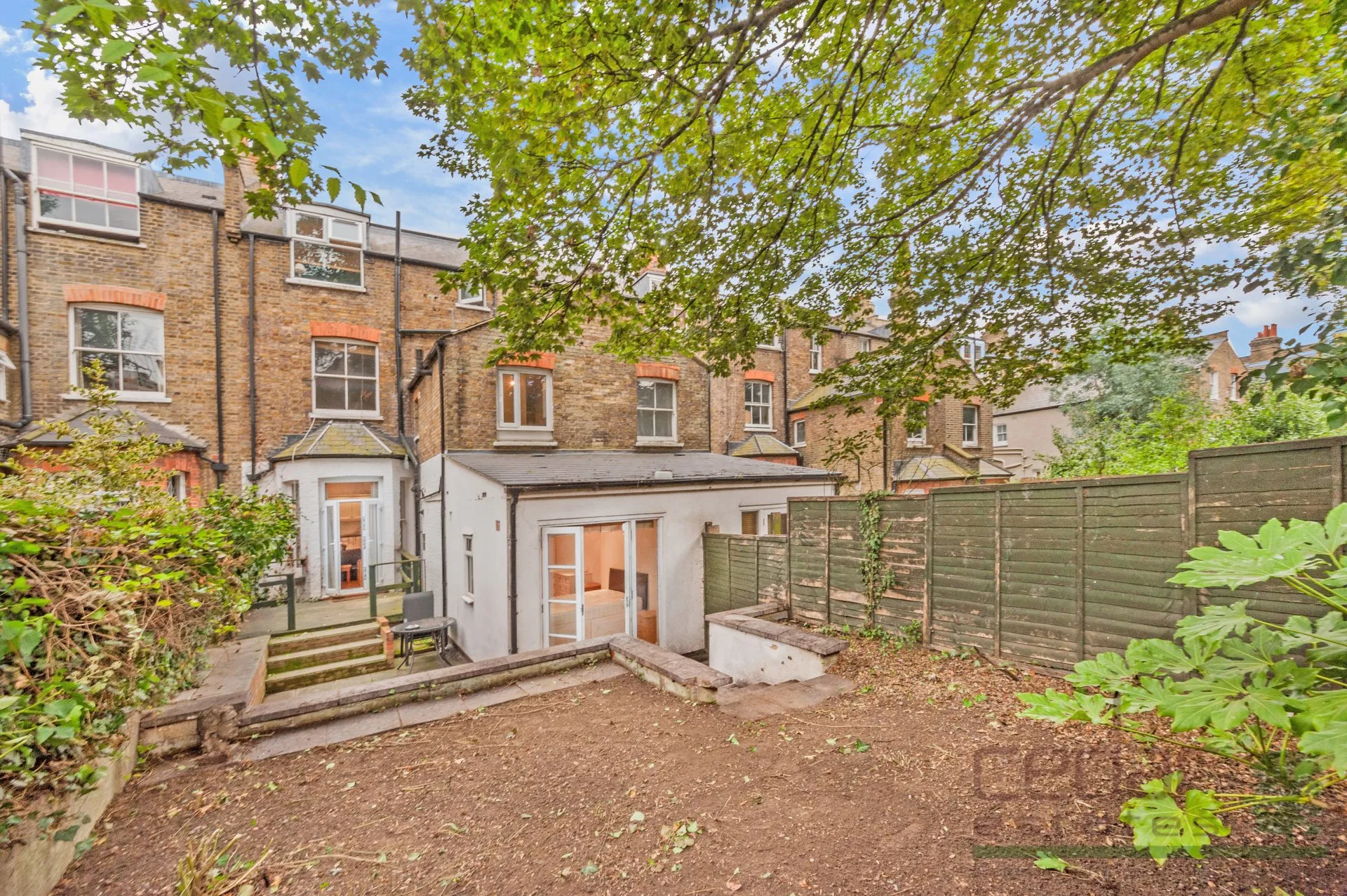 House Inglewood Road in Greater London