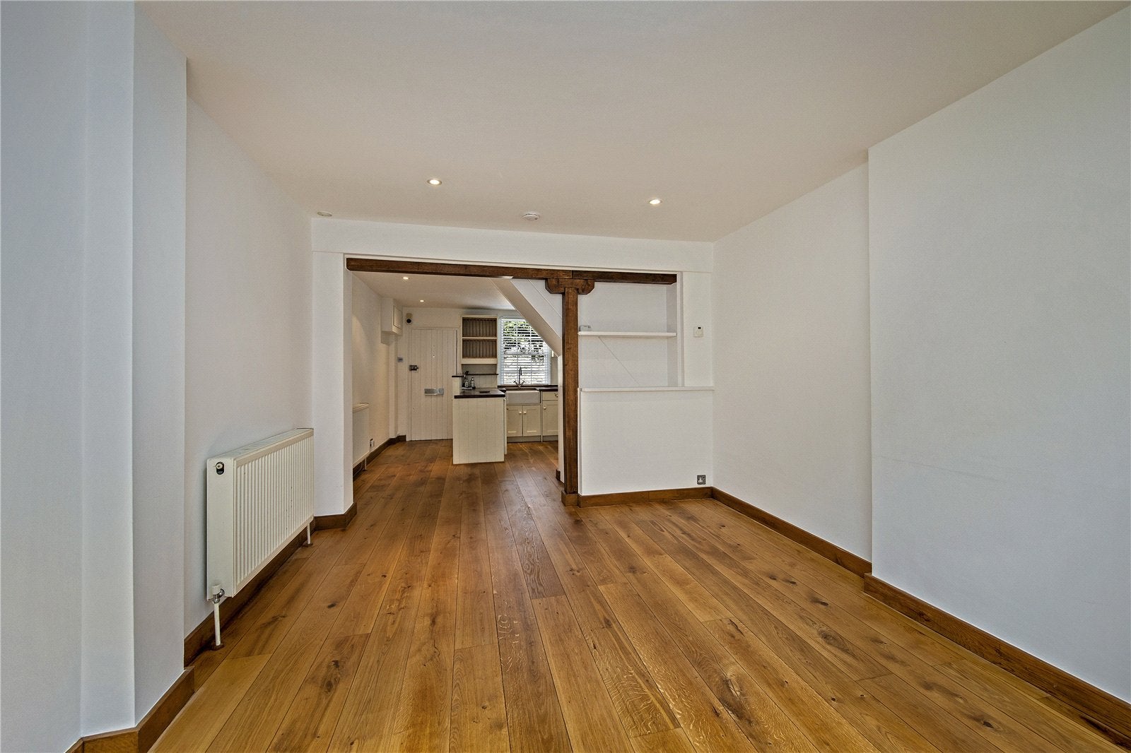 House Gloucester Court in Greater London