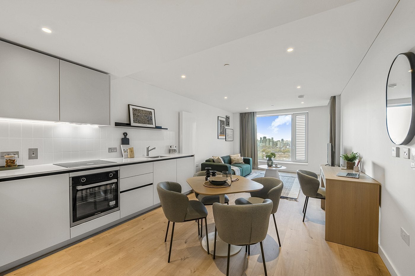 Flat Elephant and Castle in Greater London