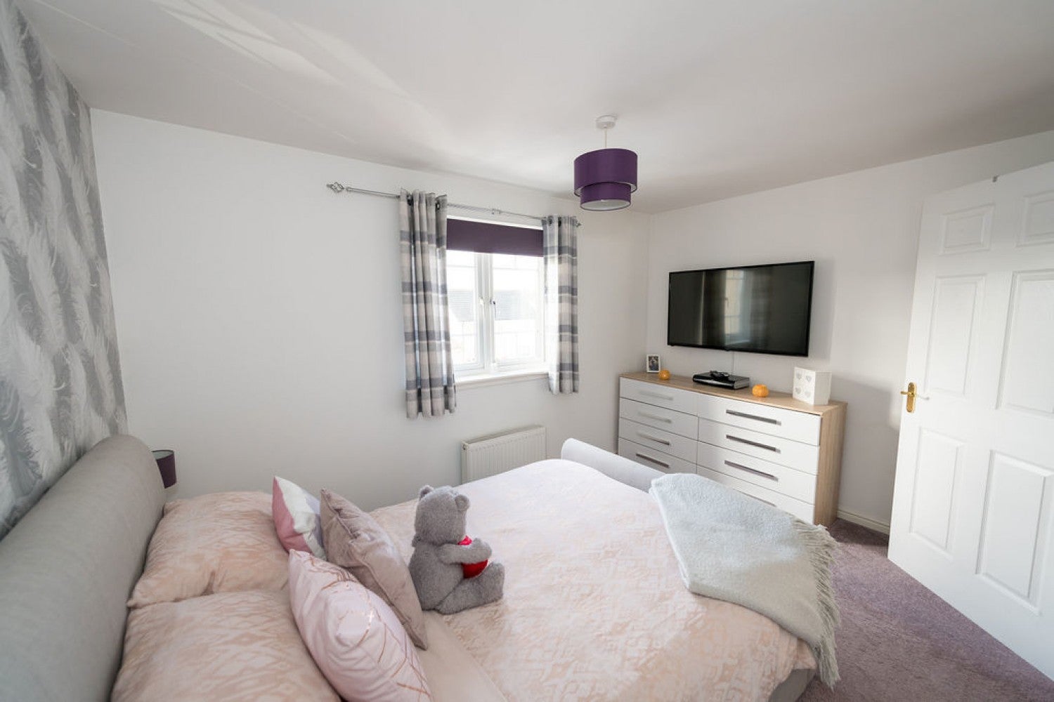Flat Leyland Road in Bathgate