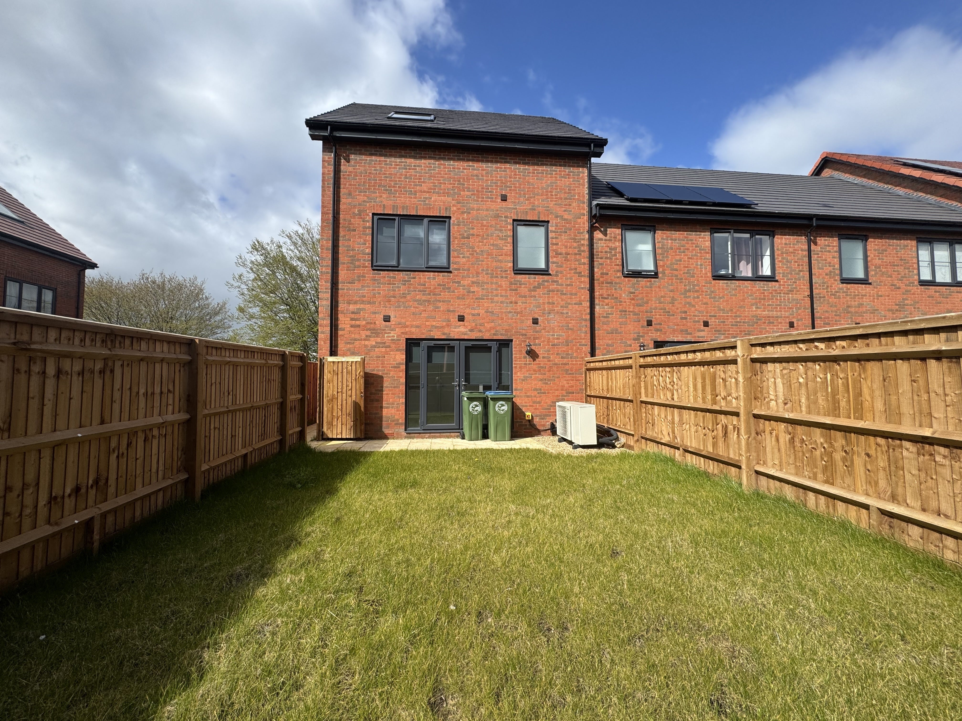 House Bracken Way in Aylesbury